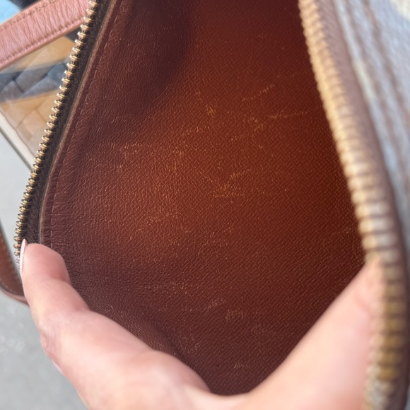 Authentic Louis Vuitton Papillon 30 with Companion - Picture 8 of 12